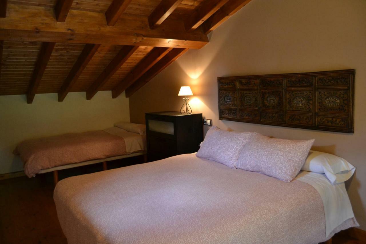 Apartamentos Rurales La Cirigueena Oles Extérieur photo