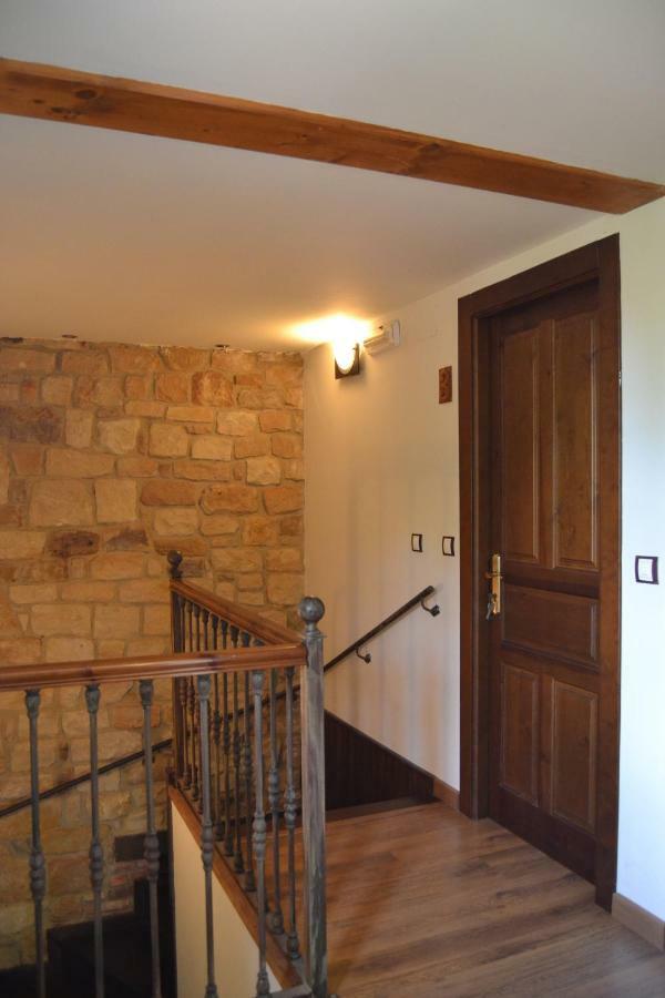 Apartamentos Rurales La Cirigueena Oles Extérieur photo