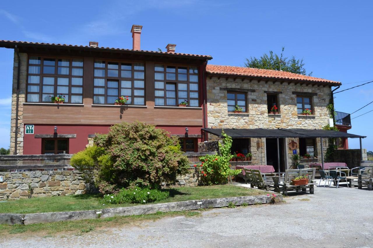 Apartamentos Rurales La Cirigueena Oles Extérieur photo