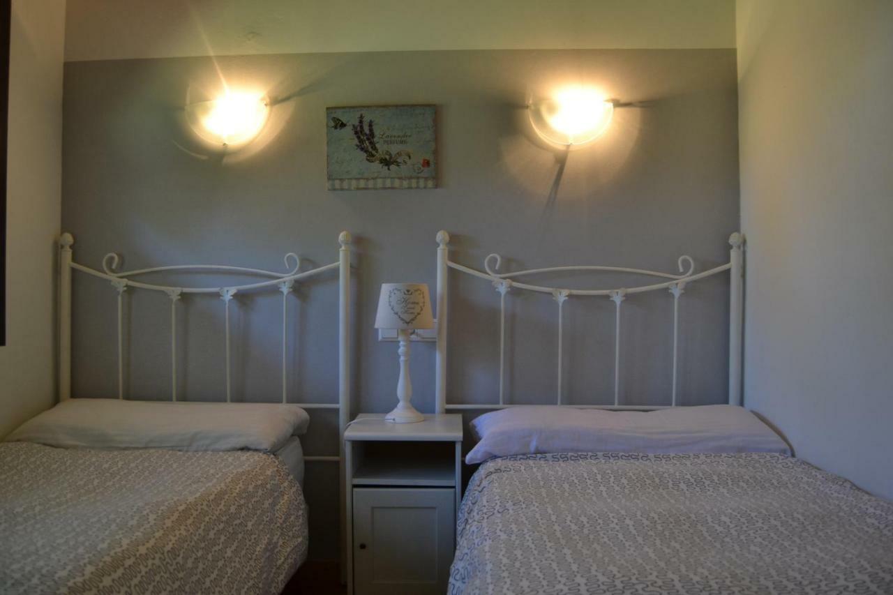 Apartamentos Rurales La Cirigueena Oles Extérieur photo